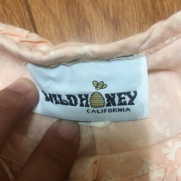 Wild Honey pink ruffle top with bow print - Picture 5 of 5